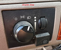 modul ovládání světel USA /08-11/ - ORIGINÁLNÍ DÍL poškozený